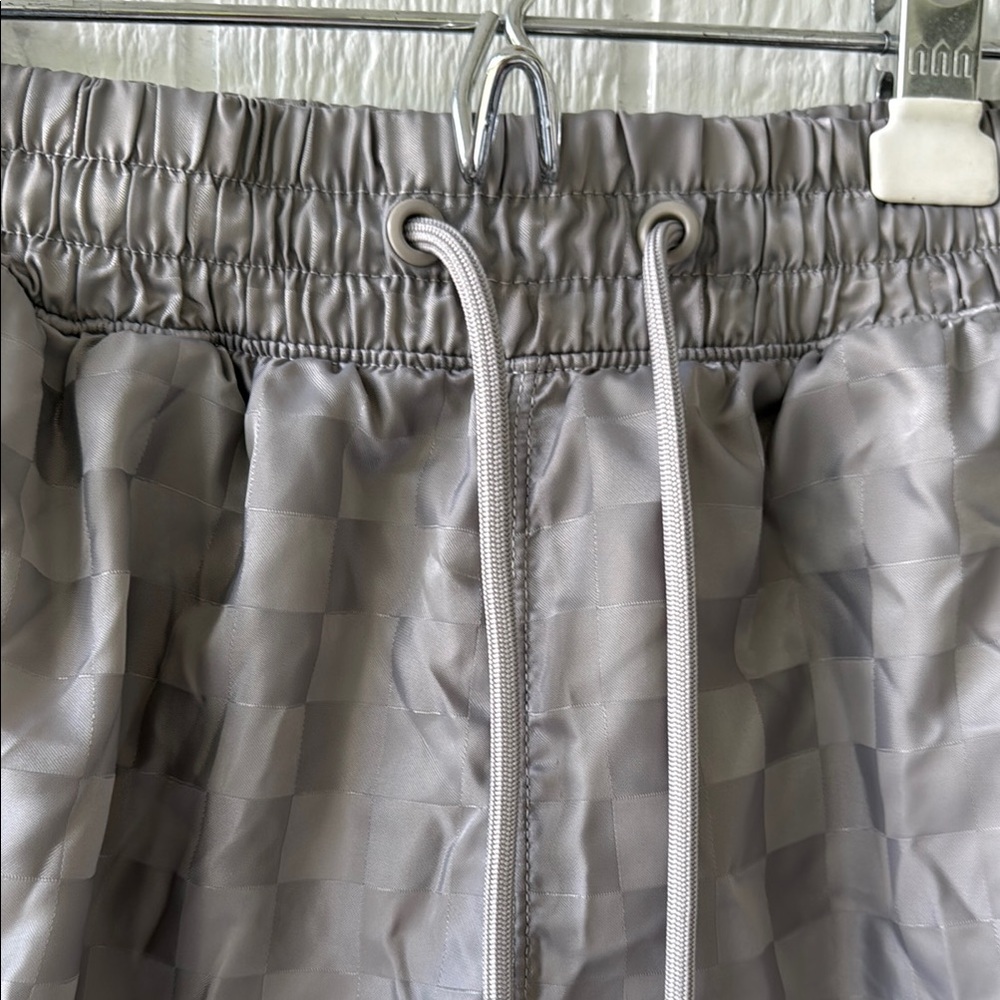 Abercrombie & Fitch Men's Gray Checkered Athletic Shorts sz XS - Picture 2 of 6